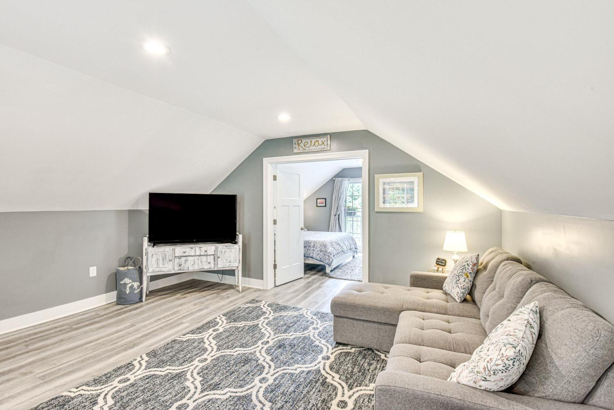 Benton Harbor Apt With Balcony And Shared Fire Pit Exteriér fotografie